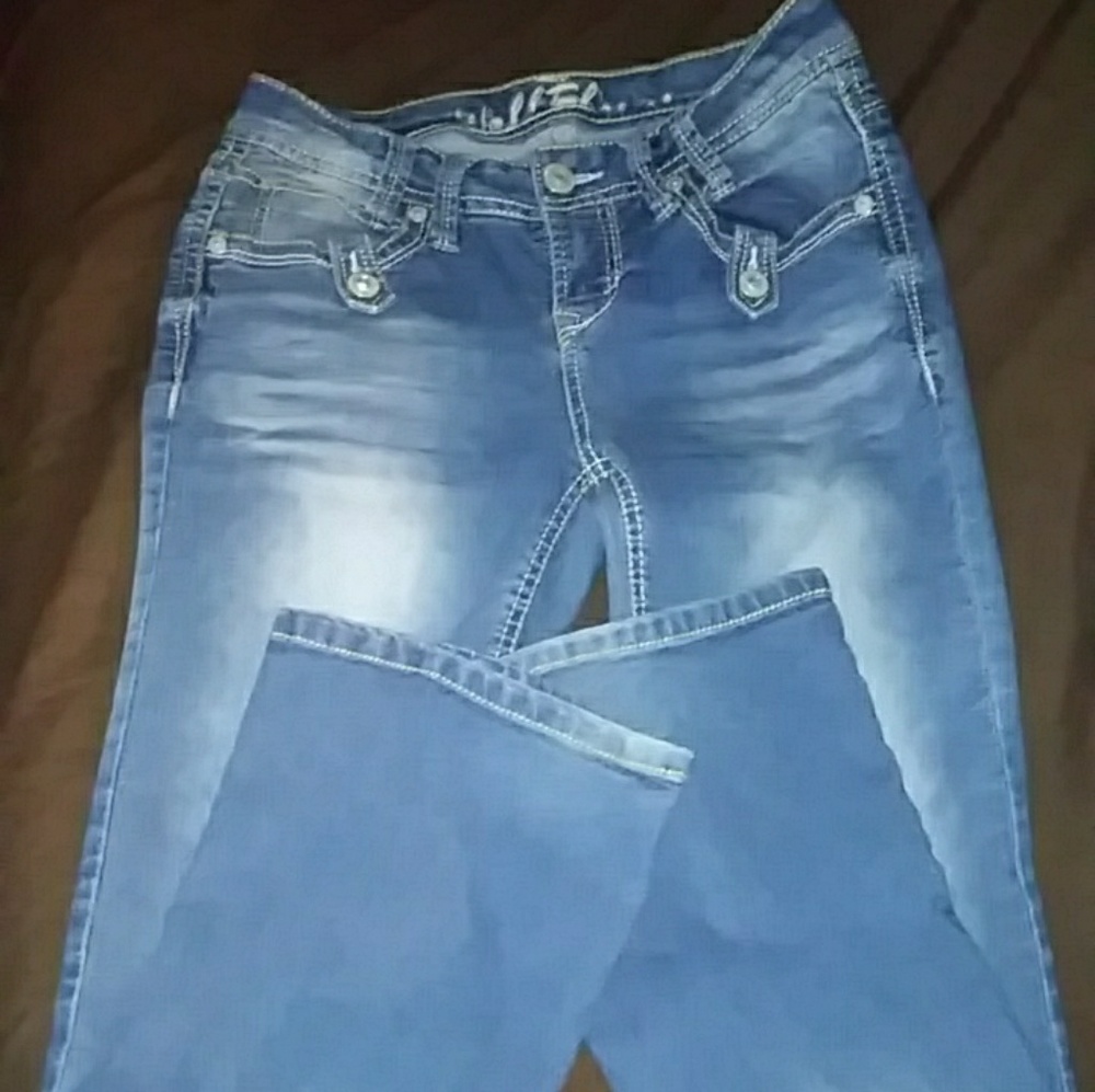 Jeans - Picture 2 of 5